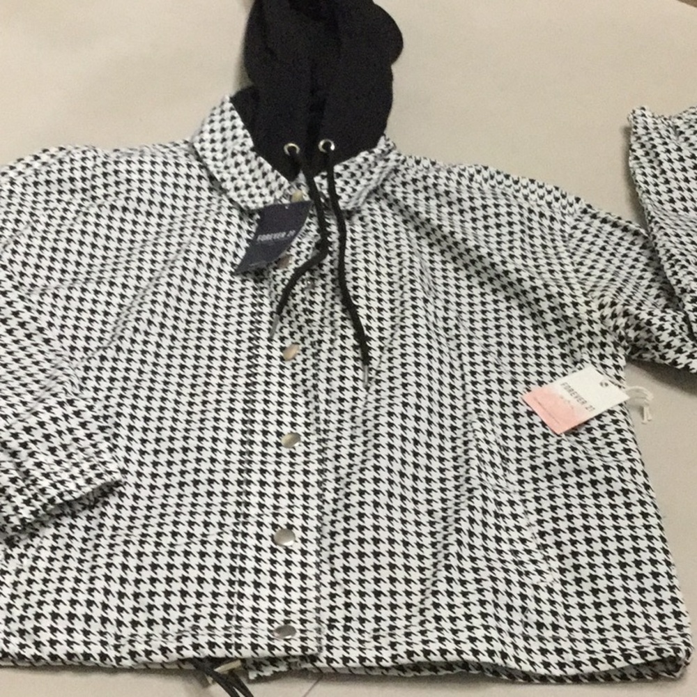 Houndstooth button front hoodie